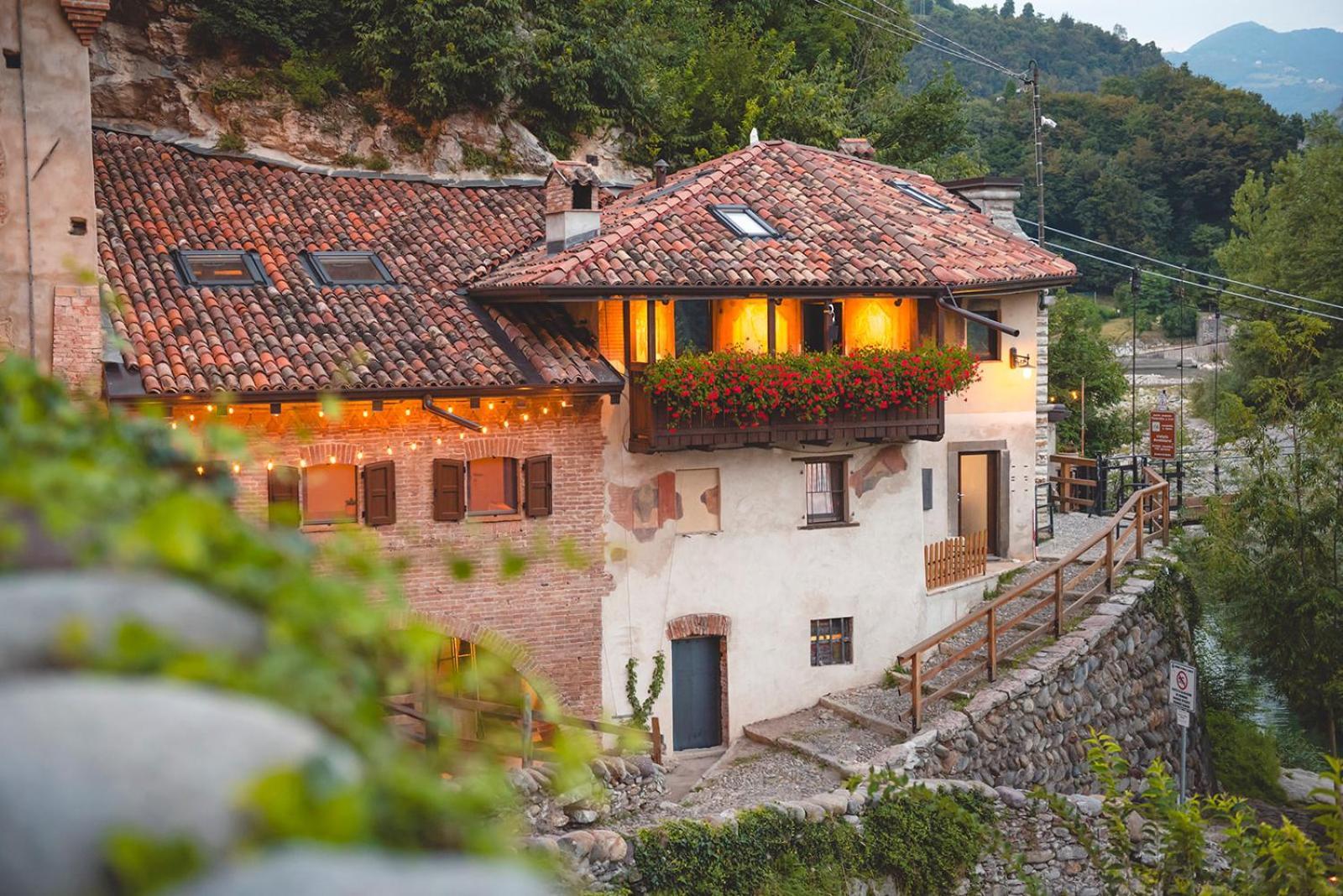 Bed and Breakfast Porto Di Кланеццо Экстерьер фото
